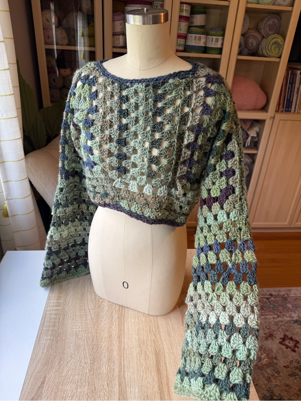 Handcrafted Green Granny Crochet Cropped Sweater - Women S/M